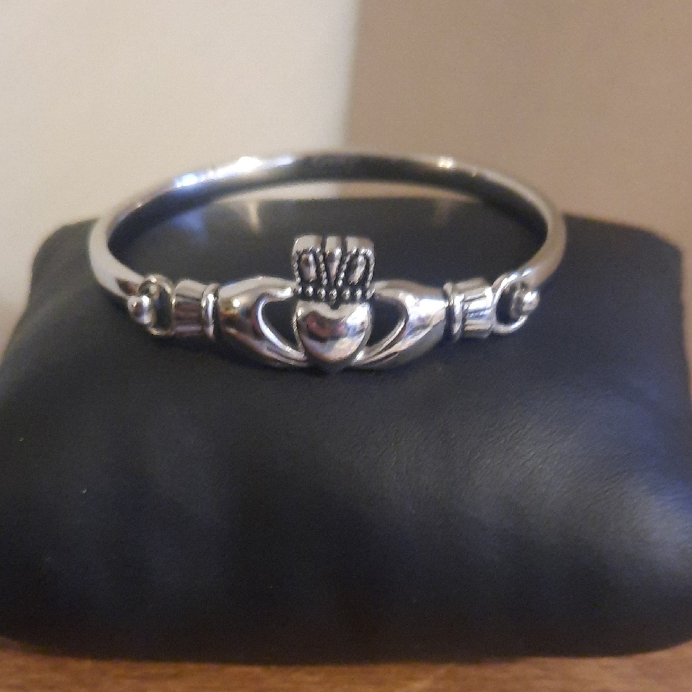 Chisel Stainless Steel Claddagh Bracelet.